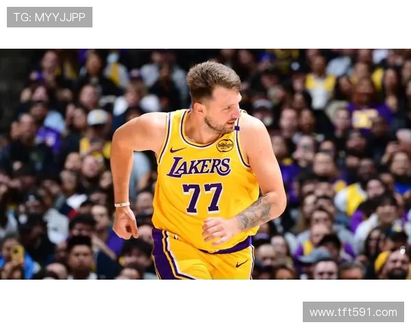 湖人16分逆转掘金 东契奇三双力助胜